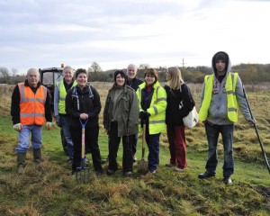 182152_267235620043743_2061275869_n